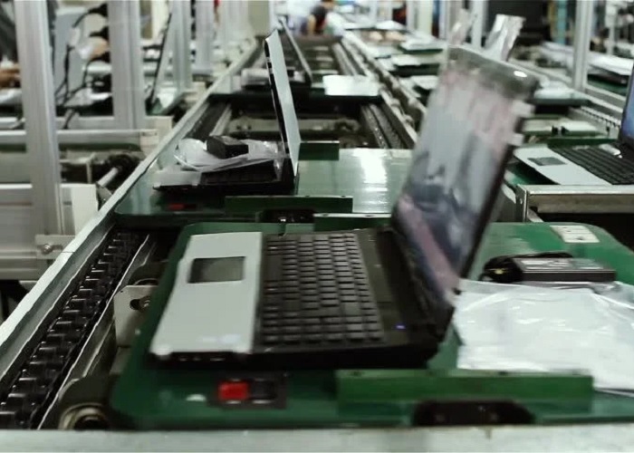 Із-за жорсткого локдауну в Китаї виробництво ноутбуків впаде на 10%