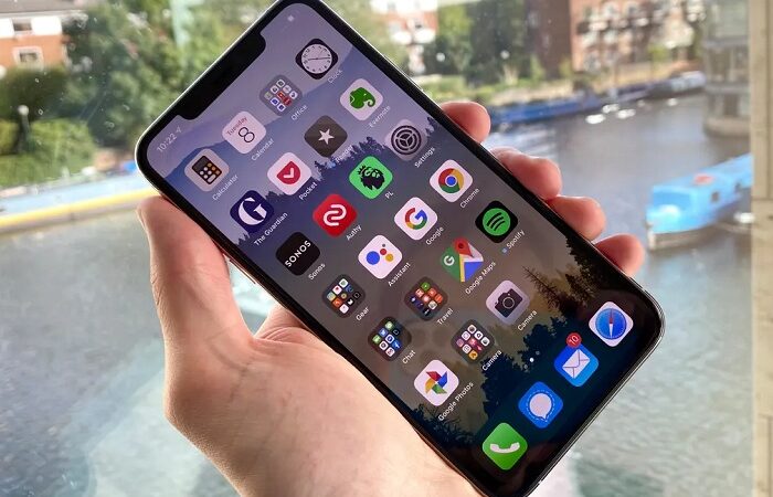 Apple почала продавати відновлені iPhone 16e зі знижкою 30%