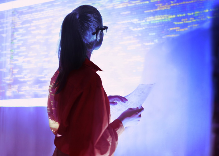 Lenovo анонсувала персональний адаптивний ШІ, який працює на різних пристроях