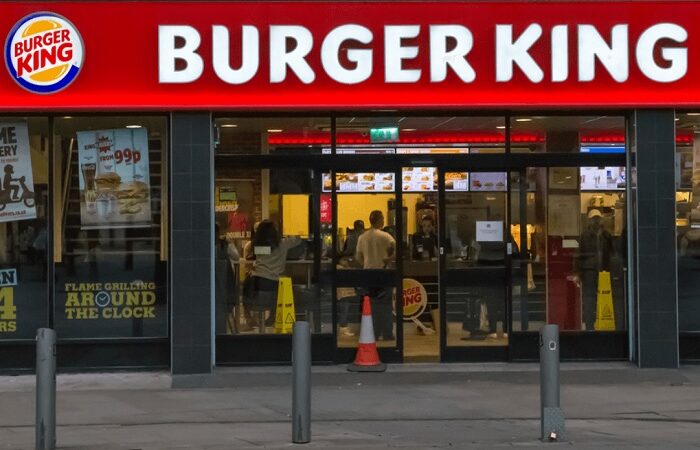 Burger King за допомогою ШІ буде контролювати, чи співробітники кажуть «будь ласка» і «дякую»
