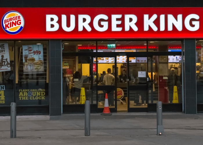 Burger King за допомогою ШІ буде контролювати, чи співробітники кажуть «будь ласка» і «дякую»