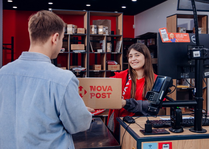 Нова пошта почала співпрацювати з UPS для доставки зі США в Україну