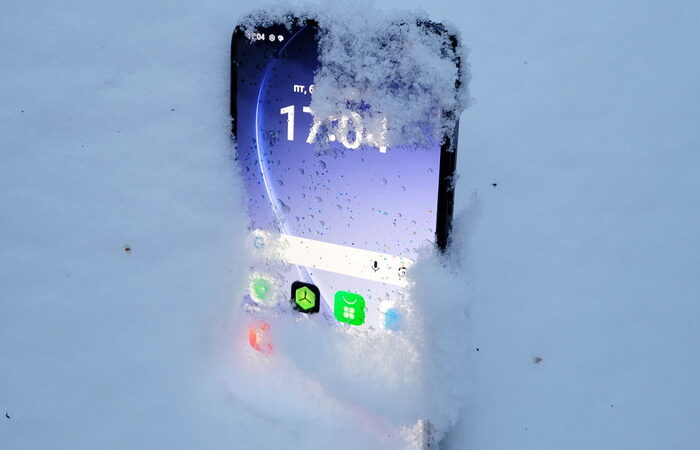 OPPO Reno15 F 5G – з прицілом на витривалість та портретну зйомку