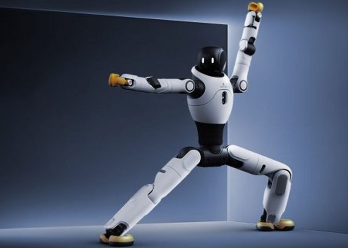 Танцюючий гуманоїдний робот вийшов з під контролю та побив посуд в ресторані