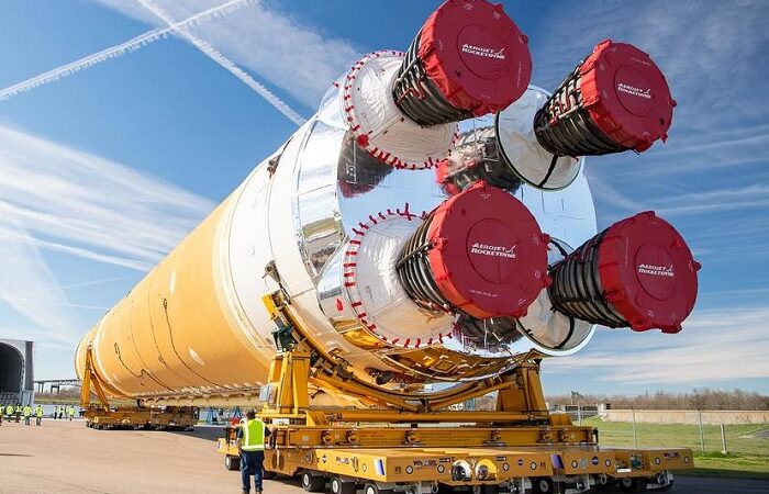 Люди знову злітали до Місяця. Що стало найбільшим технічним досягненням місії?