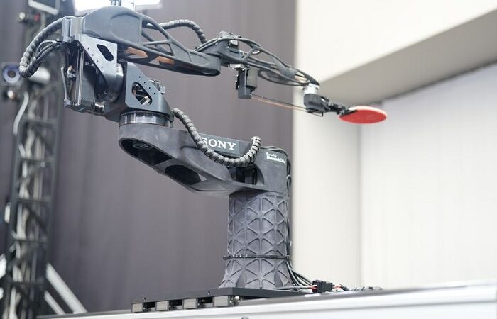 Робот Sony перемагає найкращих гравців в пінг-понг