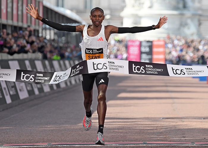 Марафон за годину і 59 хвилин: як надсучасні технології взуття дозволяють спортсменам бігти швидше