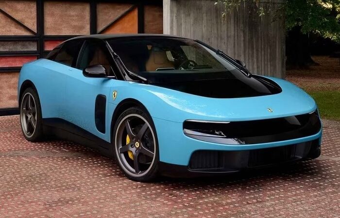 Критики даремно висміяли дизайн першого електромобіля Ferrari — просто він орієнтований на ринок Китаю