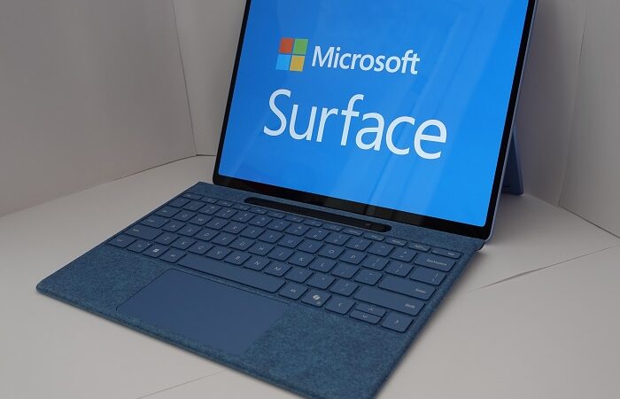 Microsoft скоротив на 50% обсяг пам’яті в ноутбуках Surface, щоб зменшити ціну