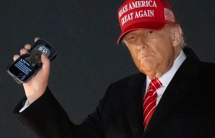 Широко розрекламований смартфон Трампа «Made In the USA» виявився застарілим HTC U24 Pro з новим дизайном
